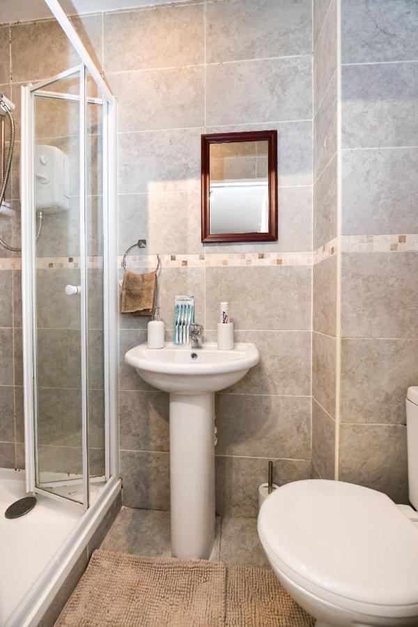 Beautiful Accommodation Near Reading City Centre Εξωτερικό φωτογραφία