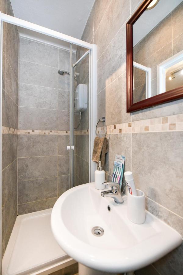 Beautiful Accommodation Near Reading City Centre Εξωτερικό φωτογραφία